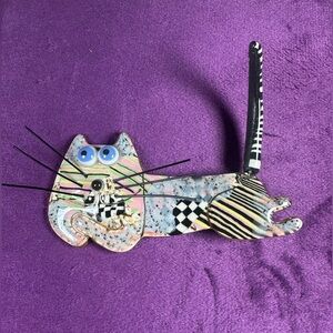 Vintage Cynthia Chuang CAT w/ Folded Arms Pin Brooch Signed Jewelry 10